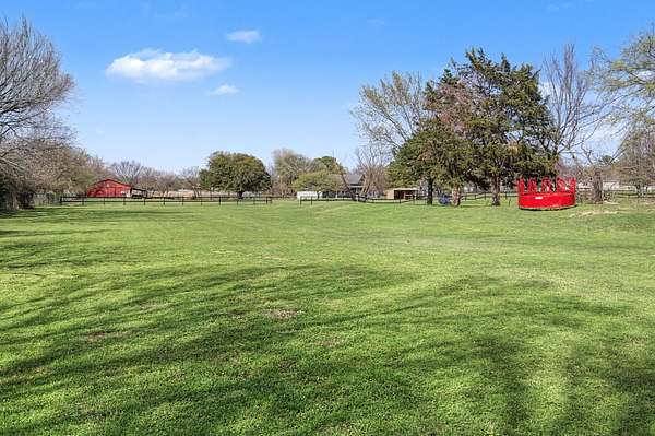 4.5 Acres of Residential Land for Sale in Southlake, Texas
