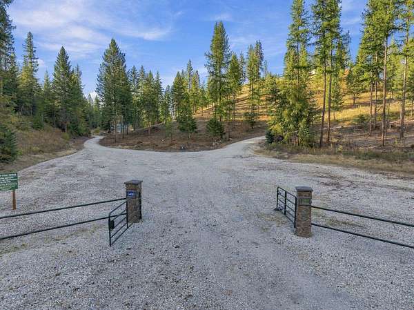 2.33 Acres of Residential Land for Sale in Valley, Washington
