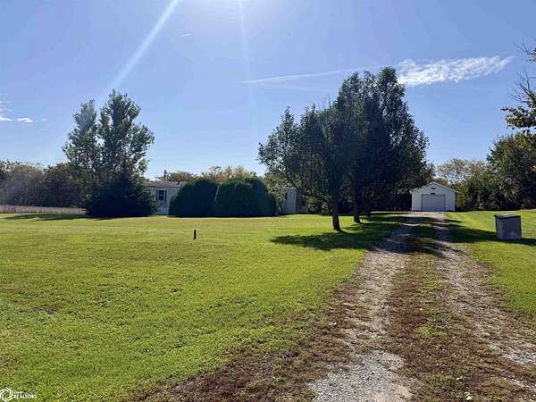 1 Acre of Residential Land for Sale in Kellogg, Iowa