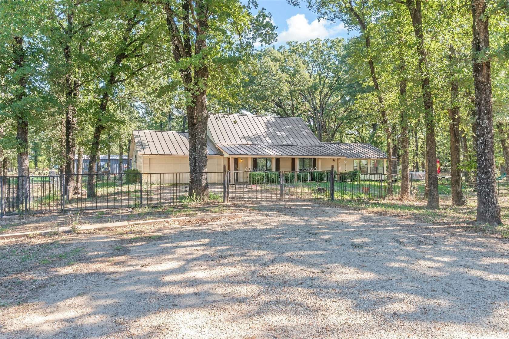 8.55 Acres of Land with Home for Sale in Edgewood, Texas