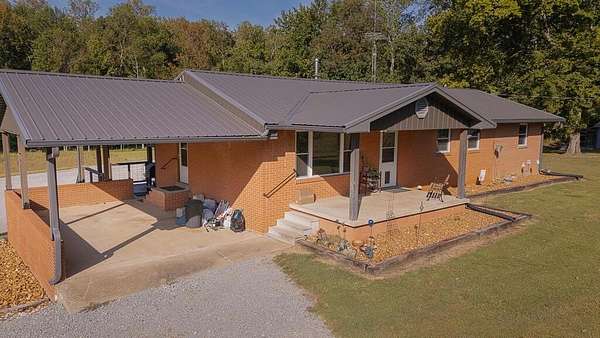 62.8 Acres of Land with Home for Sale in Springville, Tennessee