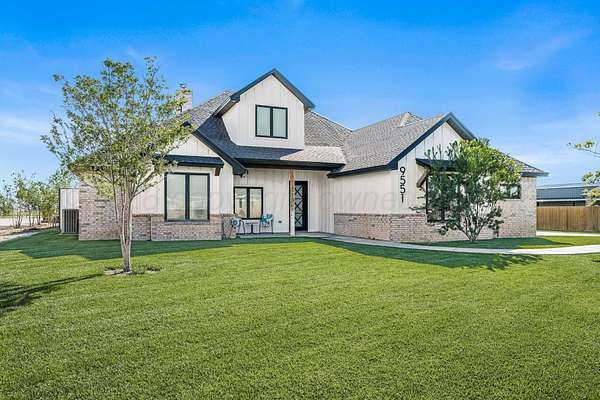 1.78 Acres of Land with Home for Sale in Amarillo, Texas