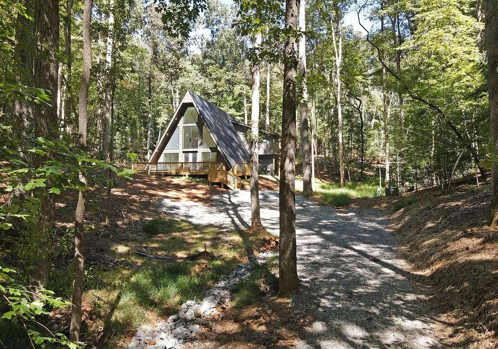 4.66 Acres of Land with Home for Sale in Ellijay, Georgia