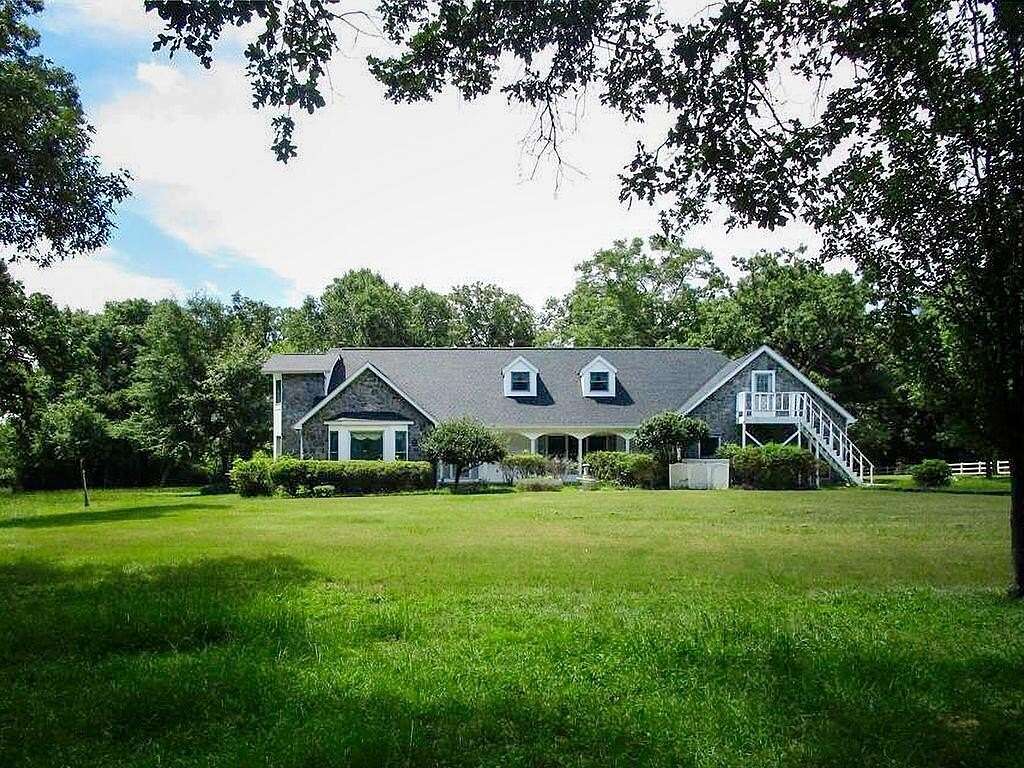 24 Acres of Land with Home for Sale in Ozark, Alabama