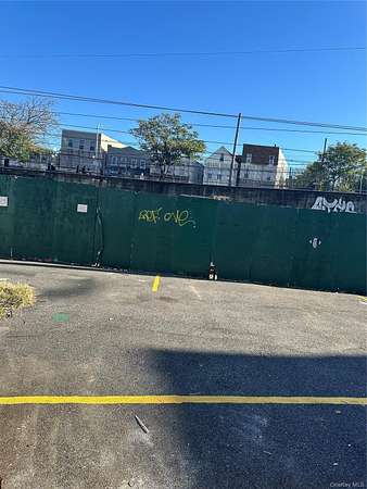 0.08 Acres of Residential Land for Sale in Bronx, New York