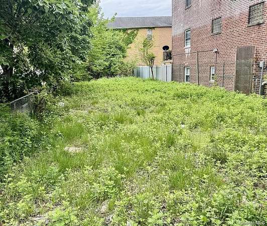 0.05 Acres of Residential Land for Sale in Bronx, New York