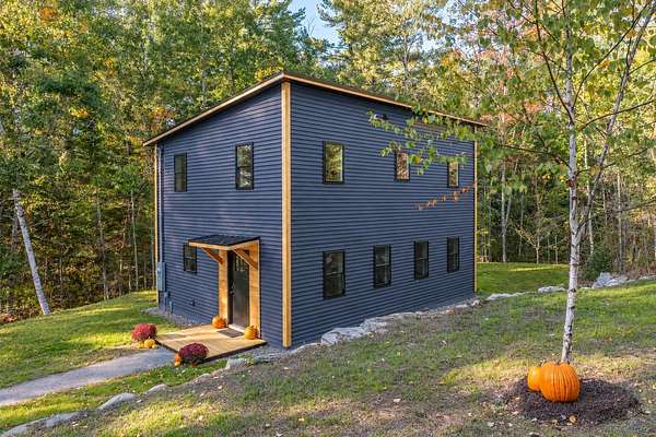 1.88 Acres of Land with Home for Sale in Waldoboro, Maine