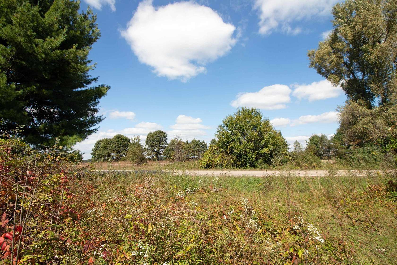 3.47 Acres of Residential Land for Sale in Spring Green, Wisconsin