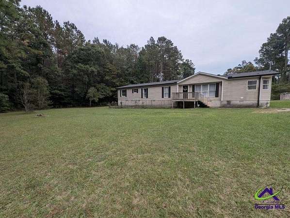 4.13 Acres of Land with Home for Sale in Jeffersonville, Georgia