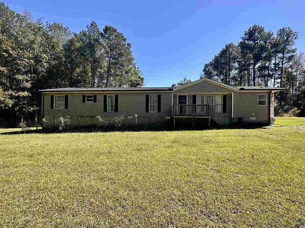 4.13 Acres of Land with Home for Sale in Jeffersonville, Georgia