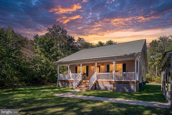 6.68 Acres of Land with Home for Sale in Colonial Beach, Virginia