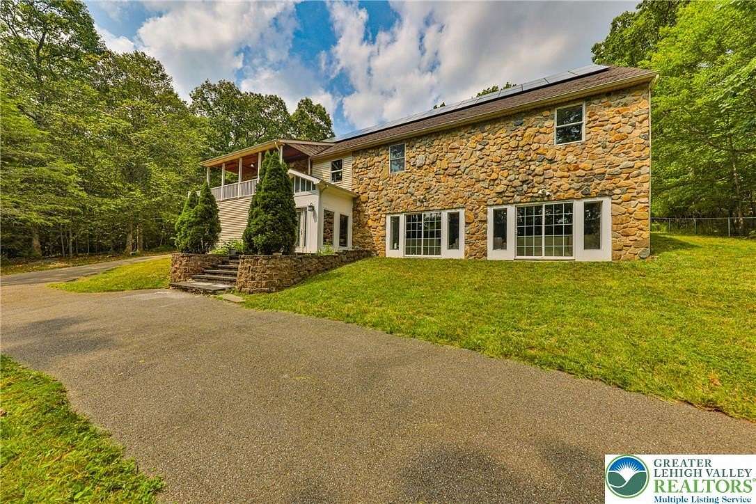 2 Acres of Land with Home for Sale in Chestnuthill Township, Pennsylvania