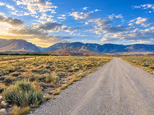 9 Acres of Residential Land for Sale in Clark, Wyoming