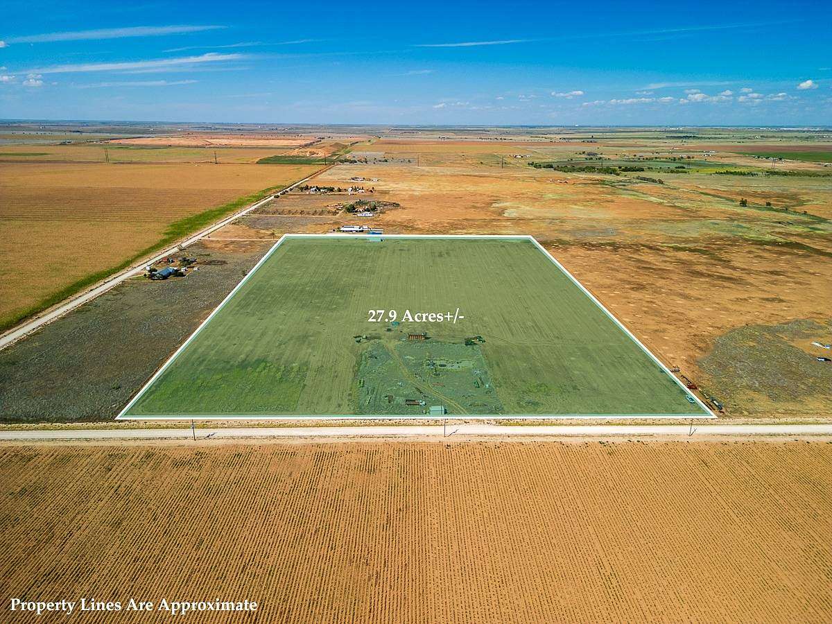 27.8 Acres of Agricultural & Residential Land for Sale in Lubbock, Texas