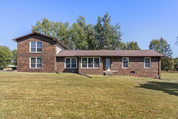 4.5 Acres of Land with Home for Sale in Bon Aqua, Tennessee