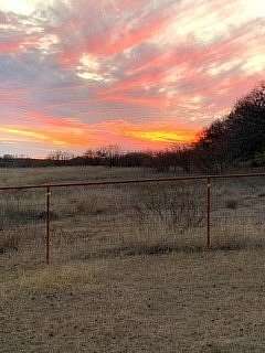 30 Acres of Land with Home for Sale in Bowie, Texas