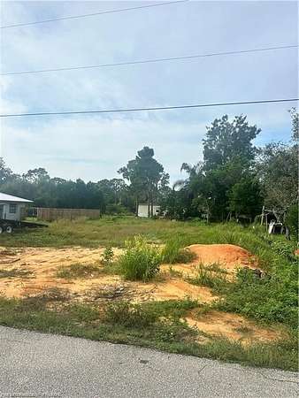0.22 Acres of Mixed-Use Land for Sale in Avon Park, Florida