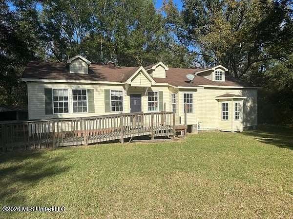 6.13 Acres of Land with Home for Sale in Jackson, Mississippi