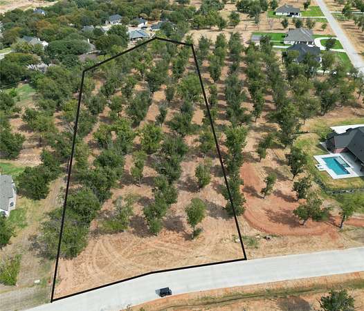 2.22 Acres of Residential Land for Sale in Granbury, Texas