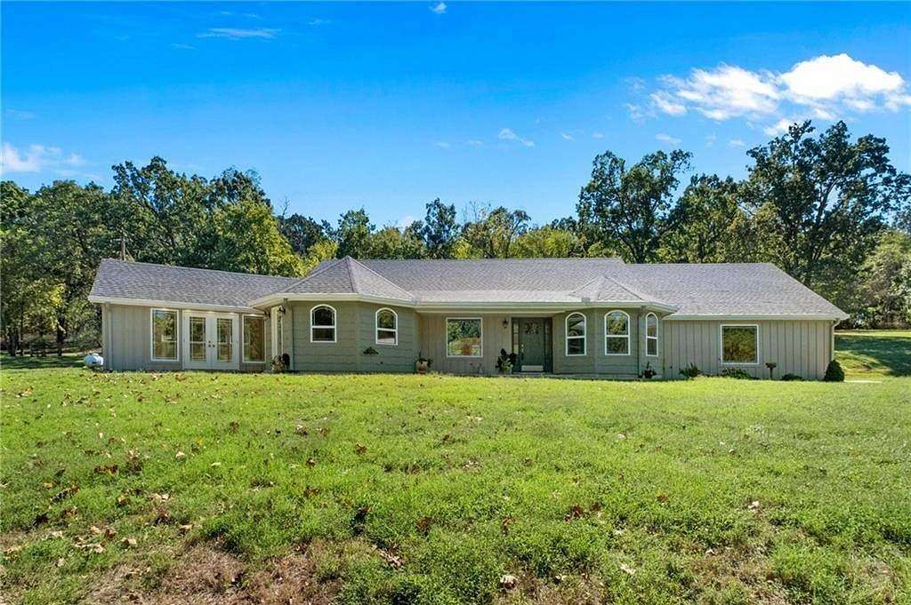 18.2 Acres of Land with Home for Sale in Sulphur Springs, Arkansas