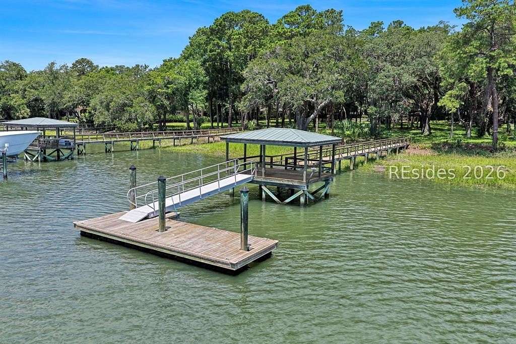 0.95 Acres of Residential Land for Sale in Hilton Head Island, South Carolina