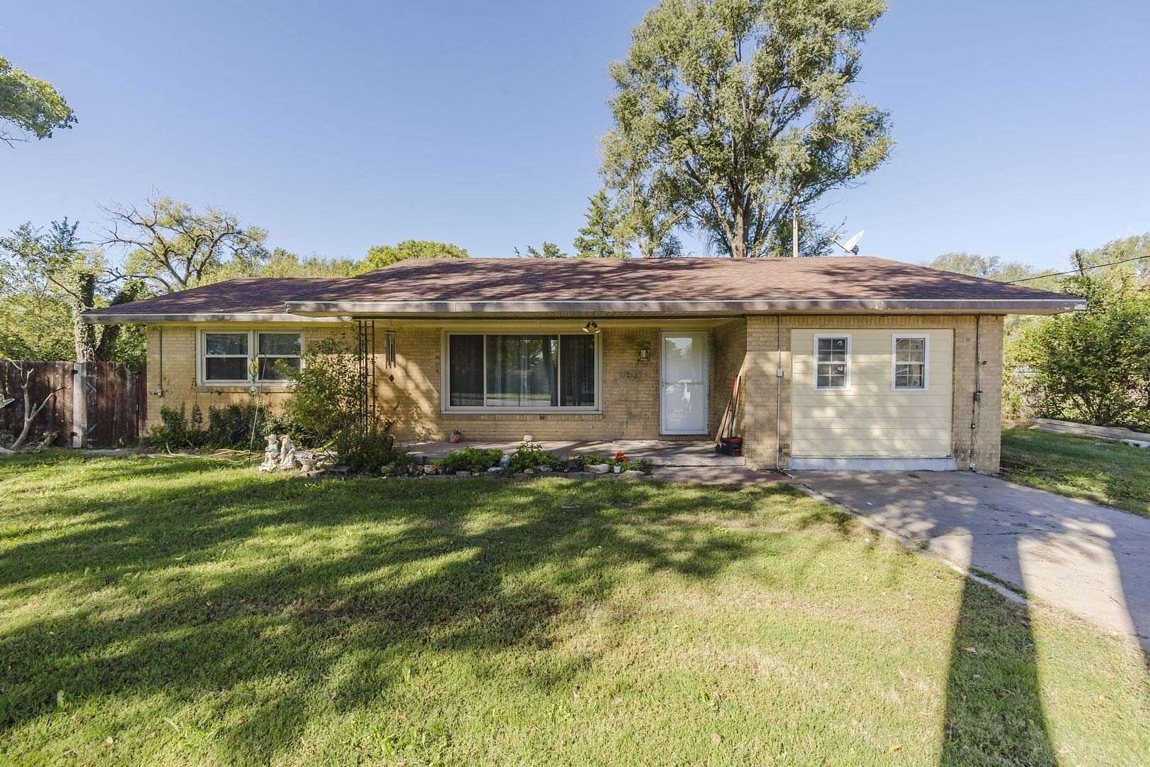 2.19 Acres of Land with Home for Auction in Wichita, Kansas