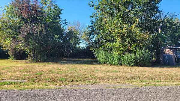 0.18 Acres of Residential Land for Sale in Commerce, Texas