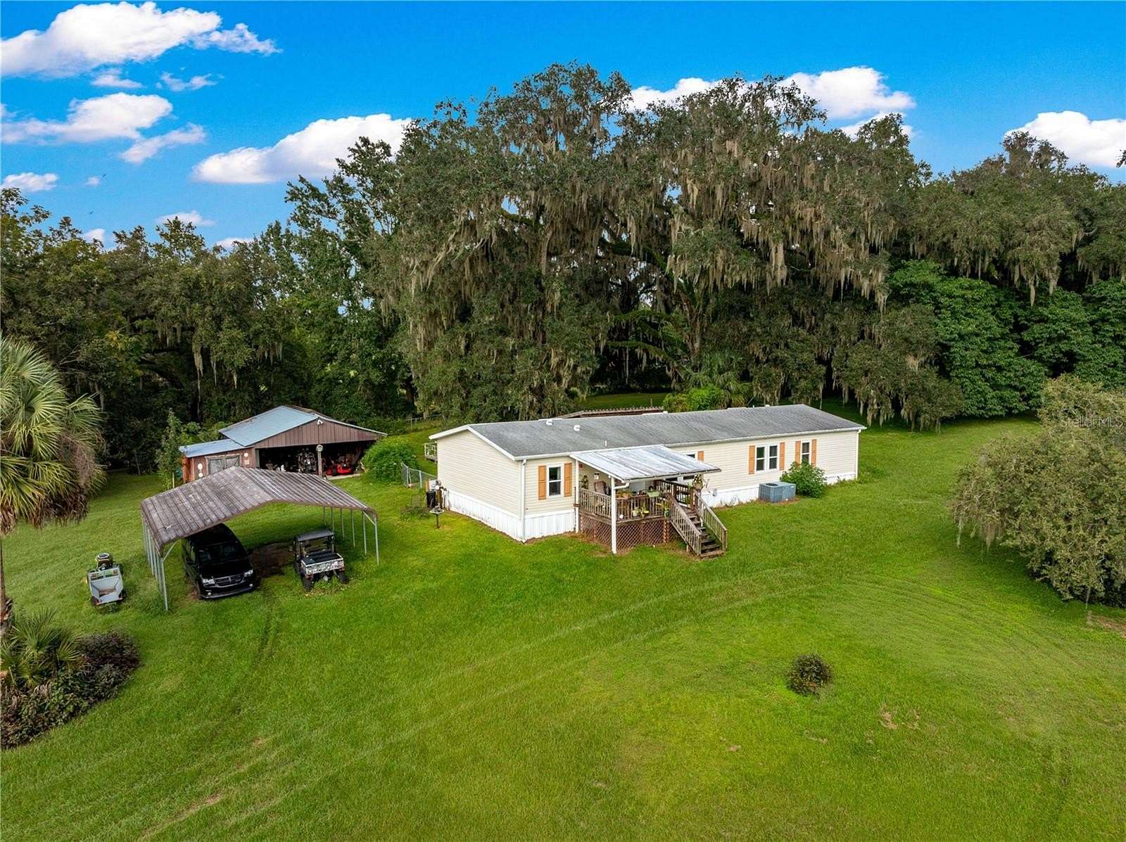 4.89 Acres of Land with Home for Sale in Belleview, Florida