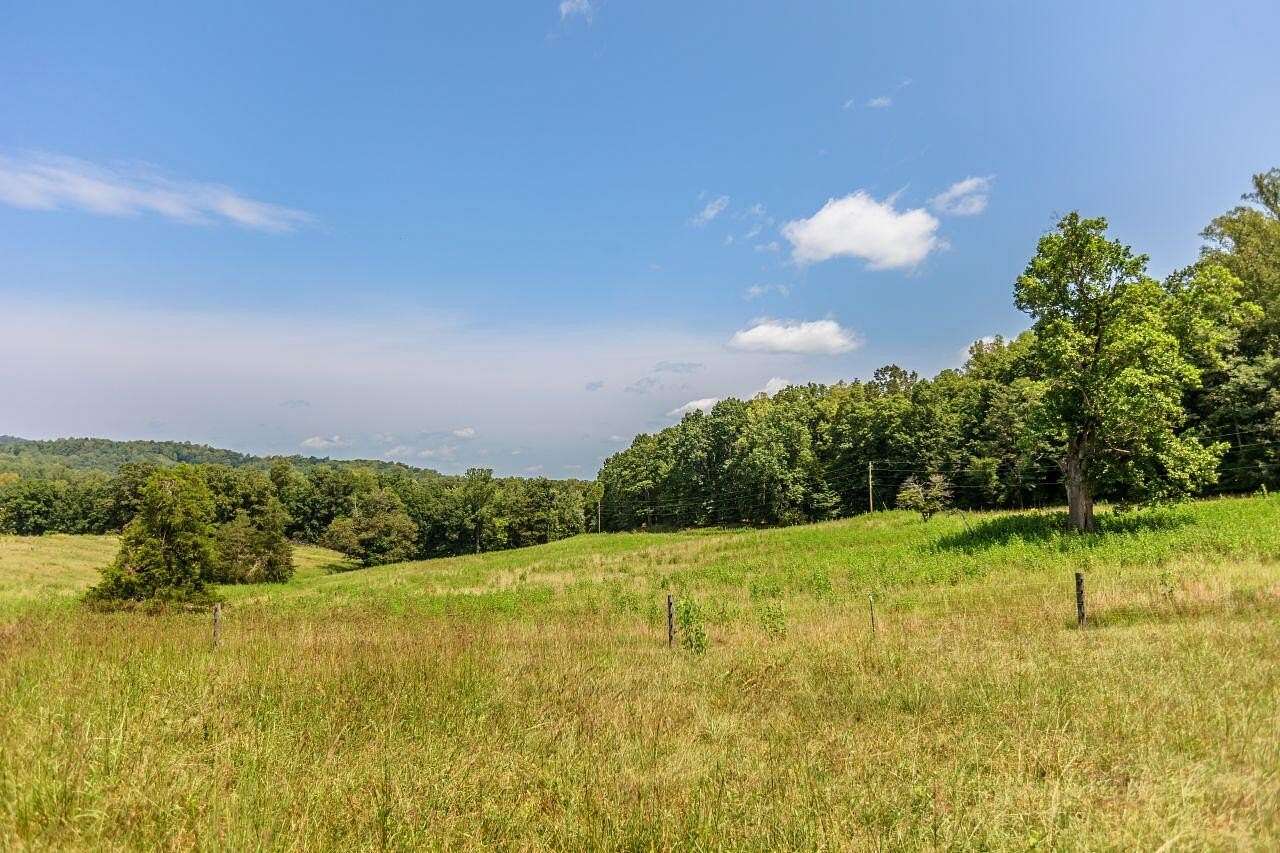25 Acres of Land for Auction in Amherst, Virginia