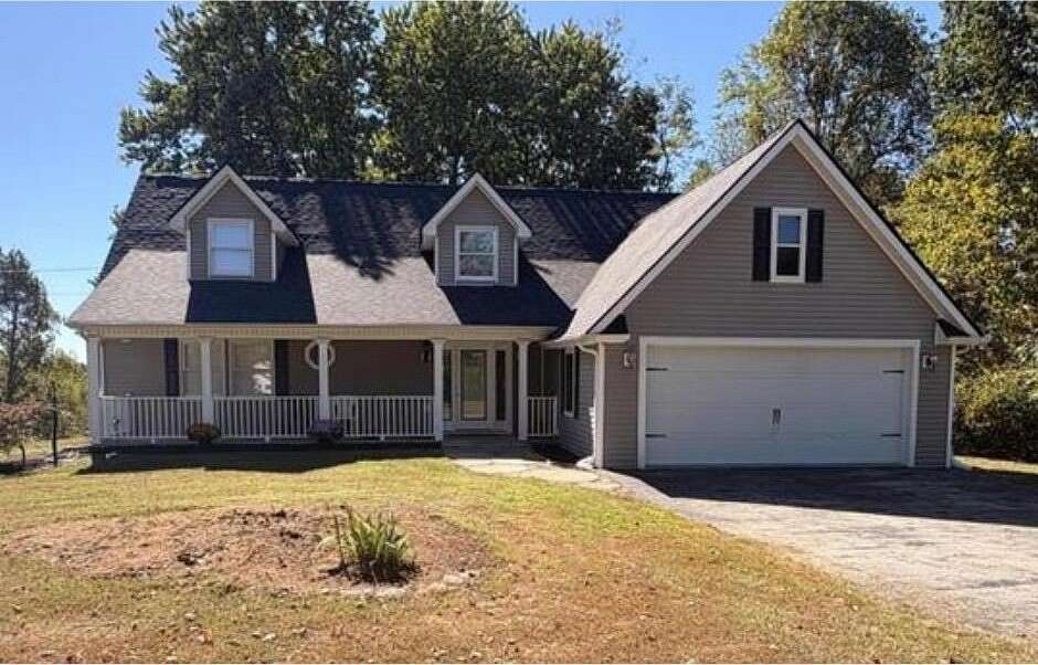 3.3 Acres of Land with Home for Sale in McKee, Kentucky