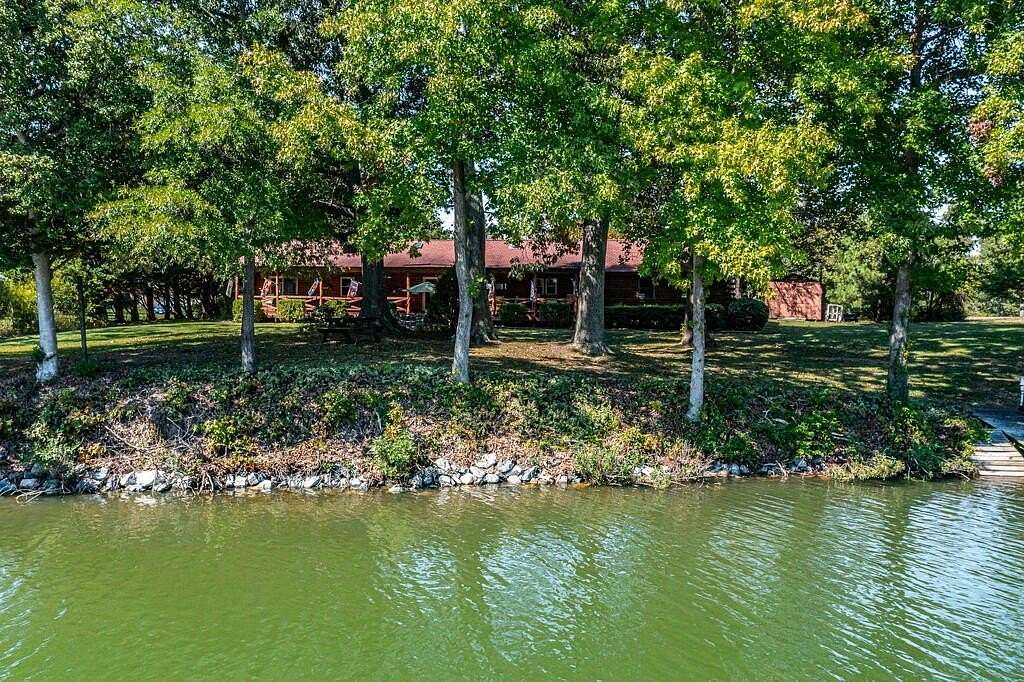 1.55 Acres of Land with Home for Sale in Montross, Virginia