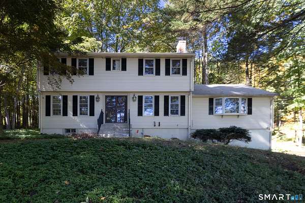 2 Acres of Land with Home for Lease in Simsbury, Connecticut