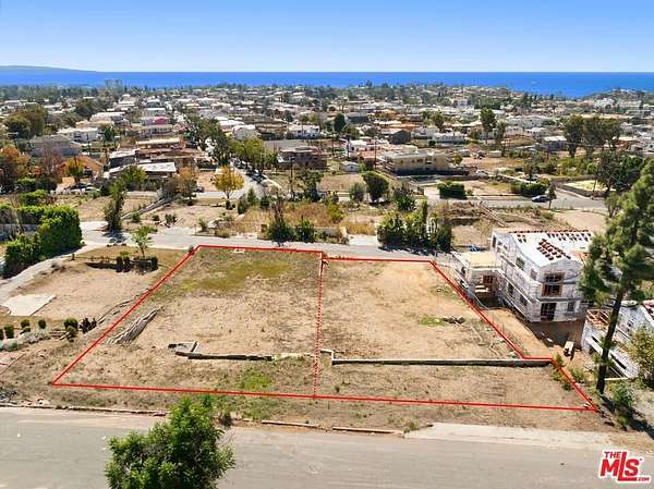 0.19 Acres of Residential Land for Sale in Pacific Palisades, California