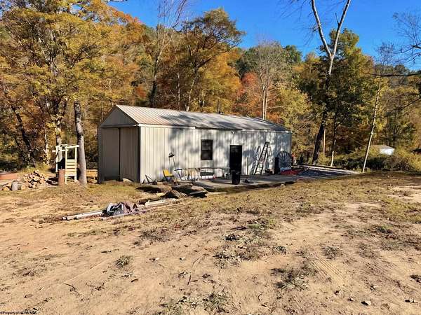 2.22 Acres of Residential Land for Sale in Fairmont, West Virginia
