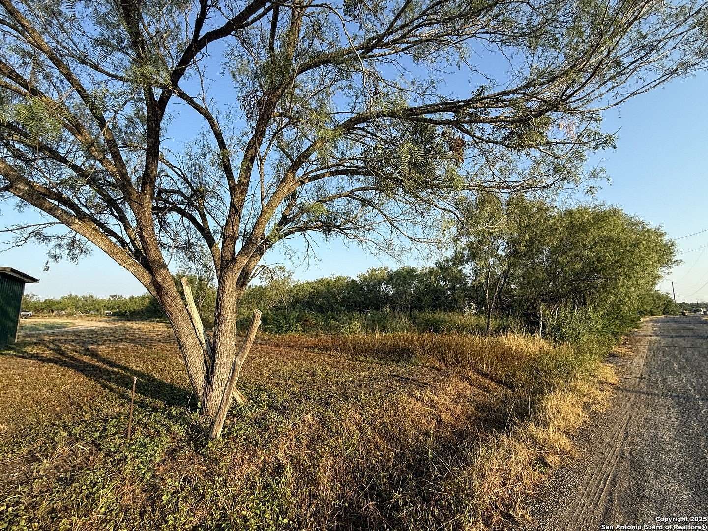 0.93 Acres of Residential Land for Sale in Atascosa, Texas