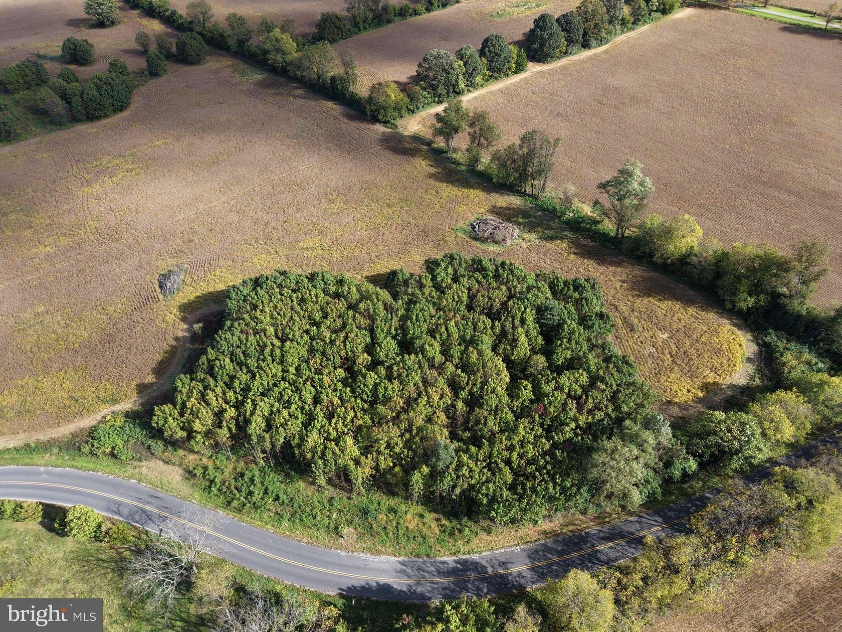 2.65 Acres of Residential Land for Auction in Berryville, Virginia