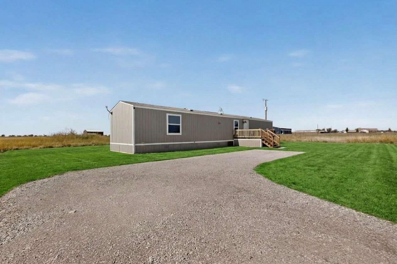 4 Acres of Land with Home for Lease in Krum, Texas