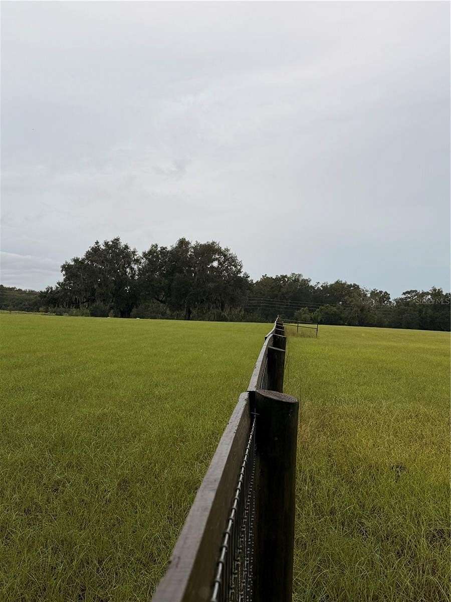 12 Acres of Land for Sale in Morriston, Florida