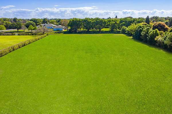 2 Acres of Residential Land for Sale in Wellington, Florida
