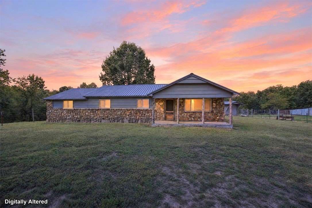 10.5 Acres of Land with Home for Sale in Huntsville, Arkansas