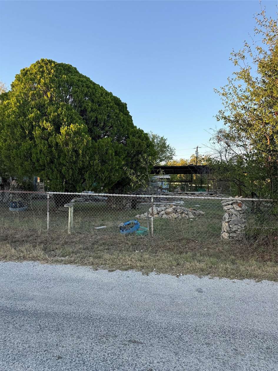 0.25 Acres of Residential Land for Sale in Dublin, Texas