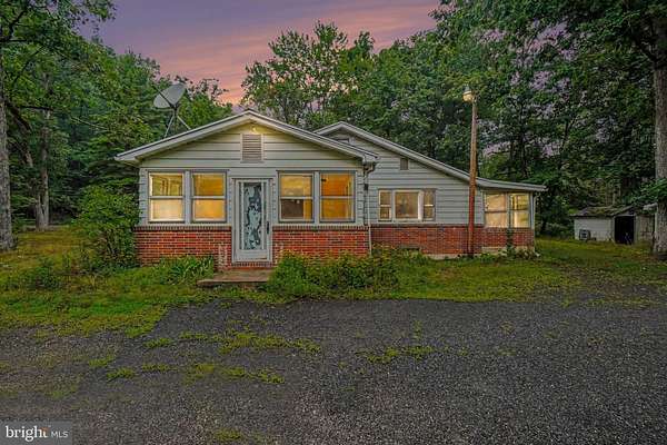 1.5 Acres of Land with Home for Sale in Auburn, Pennsylvania