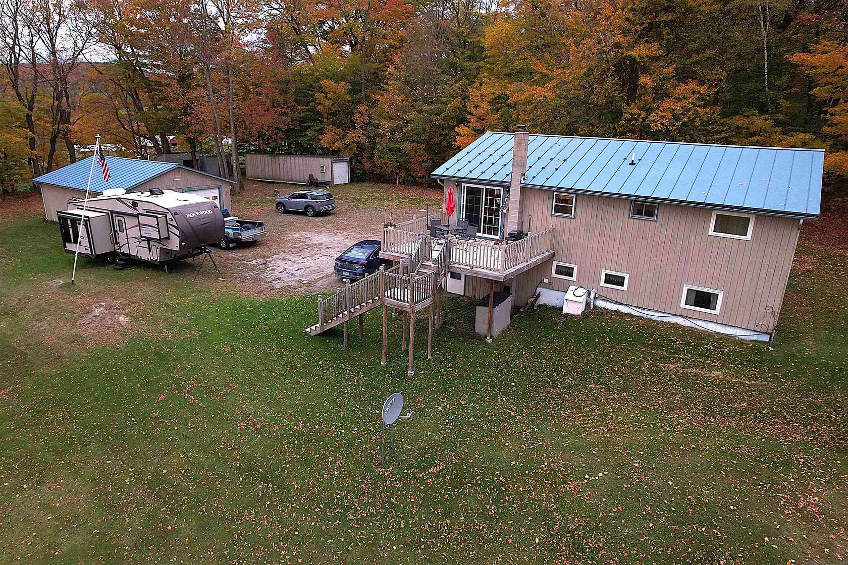 4.54 Acres of Land with Home for Sale in Williamstown, Vermont