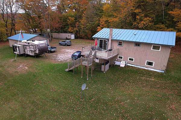 4.54 Acres of Land with Home for Sale in Williamstown, Vermont