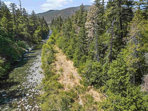 1 Acre of Residential Land for Sale in Gasquet, California
