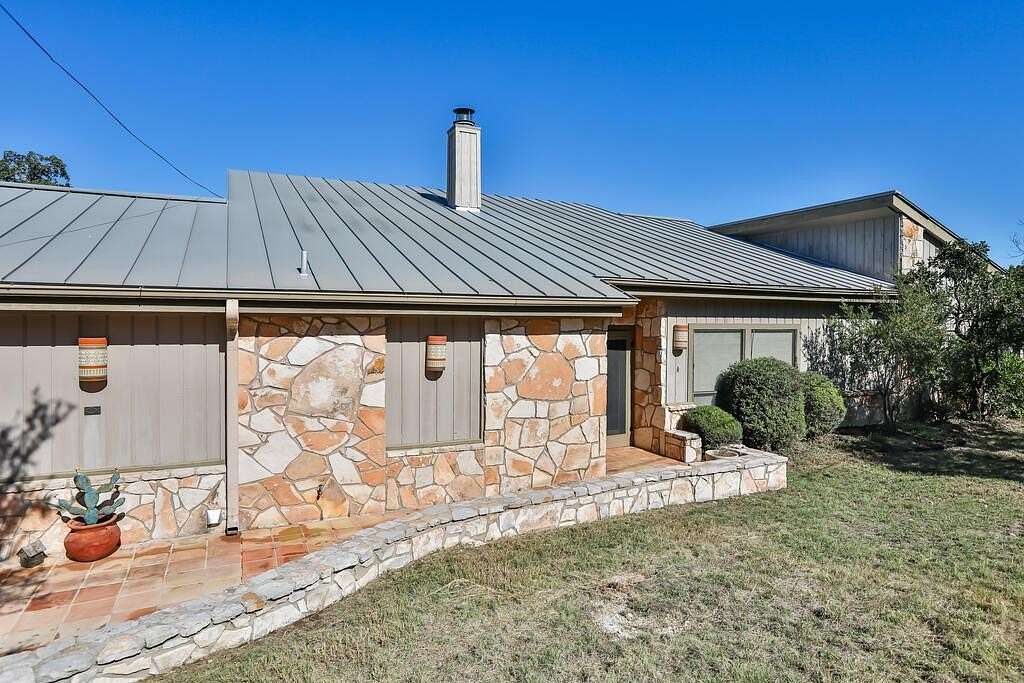 4.5 Acres of Land with Home for Sale in Hunt, Texas