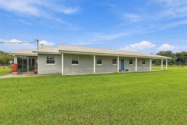 5.62 Acres of Land with Home for Sale in Lithia, Florida