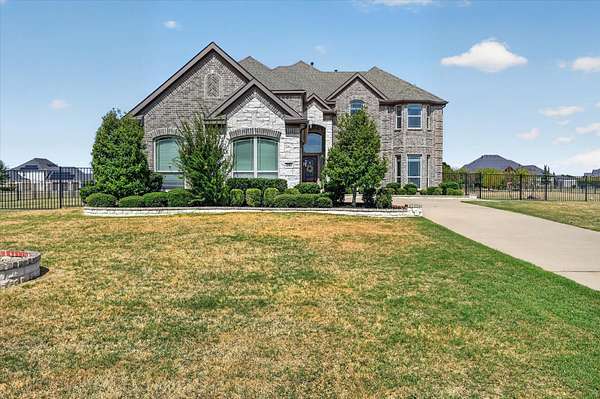 1.5 Acres of Land with Home for Sale in Parker, Texas