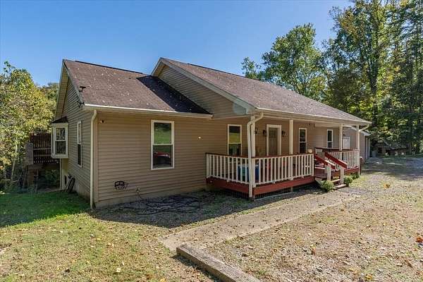 10.4 Acres of Land with Home for Sale in Waverly, Ohio