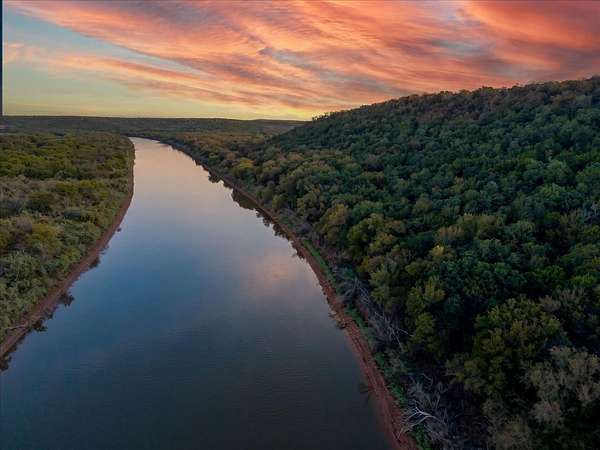253 Acres of Recreational Land with Home for Sale in Graham, Texas